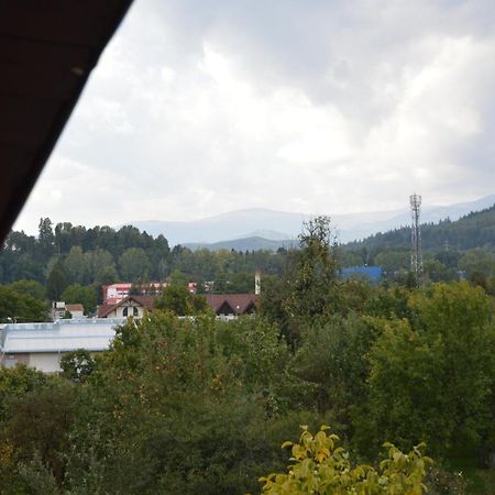 Baza Sportiva Adelina Hotel Câmpulung Buitenkant foto