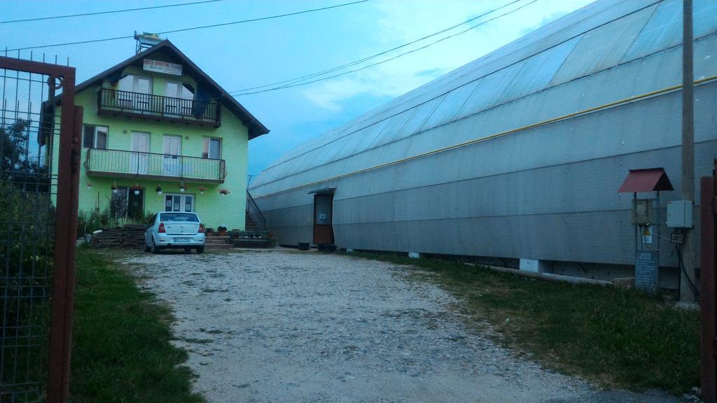 Baza Sportiva Adelina Hotel Câmpulung Buitenkant foto