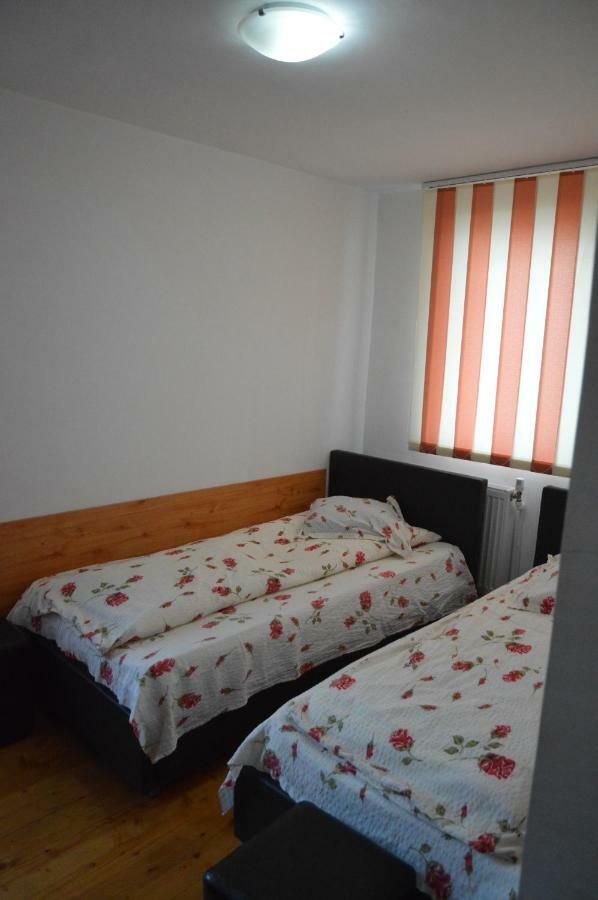 Baza Sportiva Adelina Hotel Câmpulung Buitenkant foto